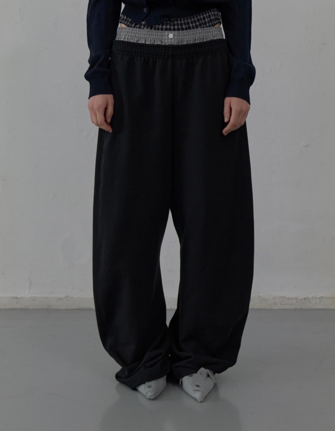 LCDC TM 레이어드 체크 스웻팬츠 블랙 상품이미지1