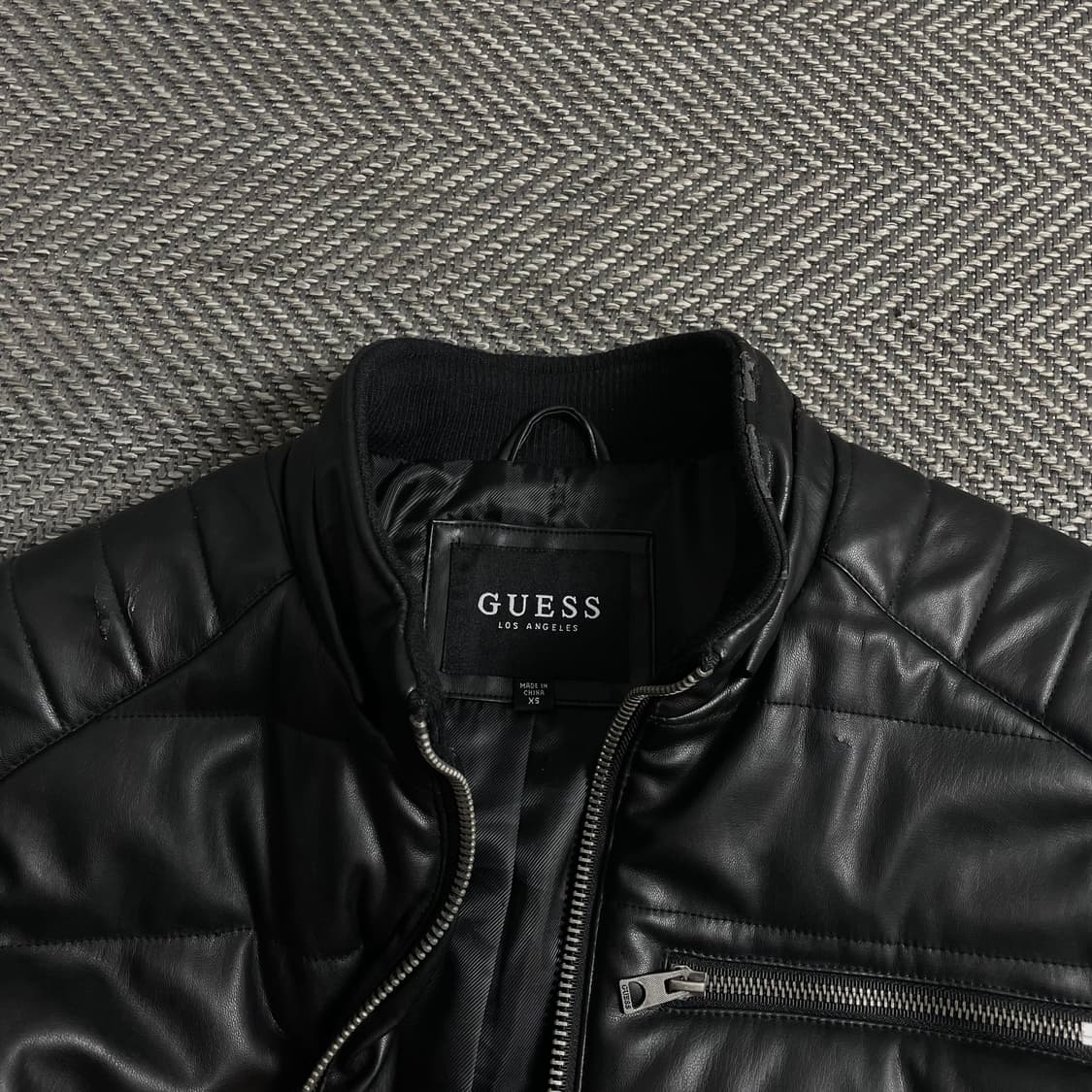 게스 패치 로고 퀄팅 패딩 자켓 블랙y 4367 상품이미지7