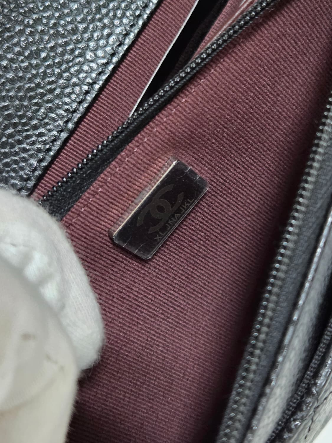 [새상품급] 샤넬 클래식 캐비어 WOC 은장 Black 상품이미지9