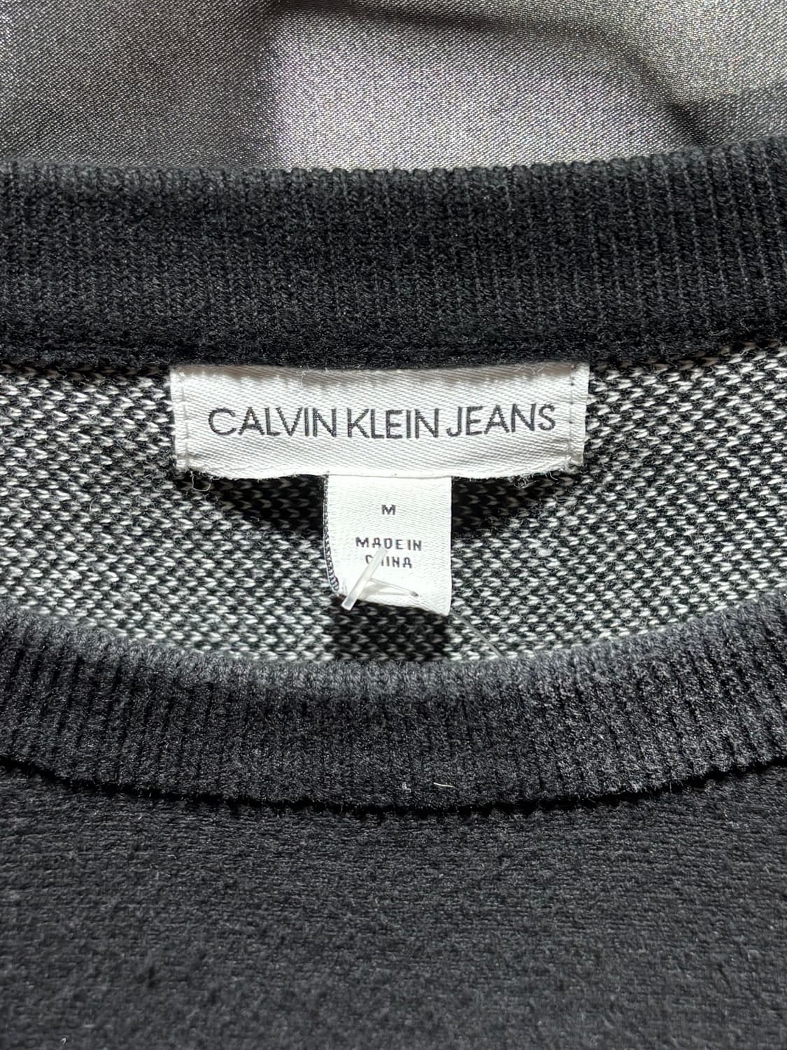 M 캘빈클라인 스펠링 블랙 니트 상품이미지5
