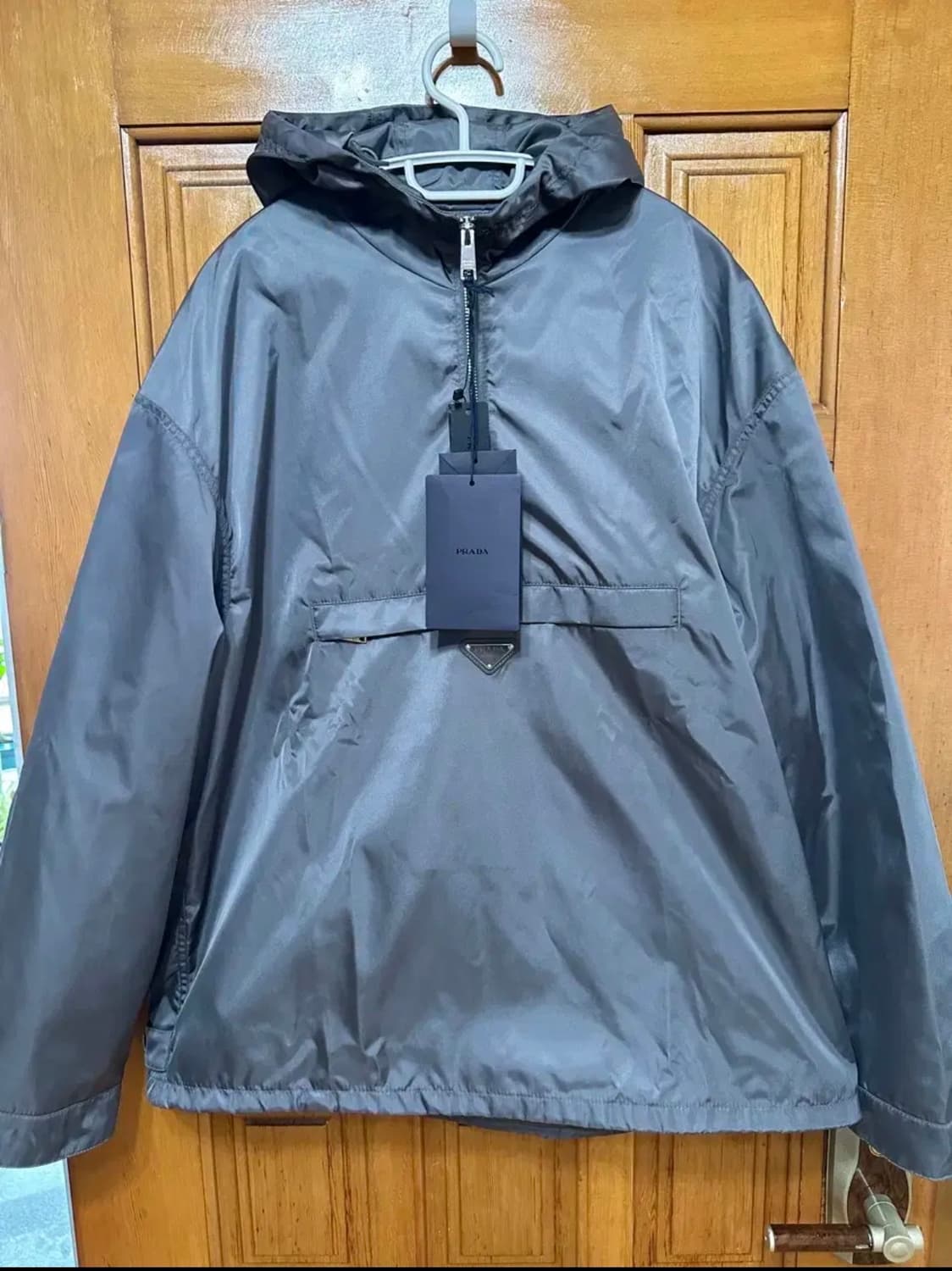프라다/리나일론테크니컬후드아노락/M 상품이미지1