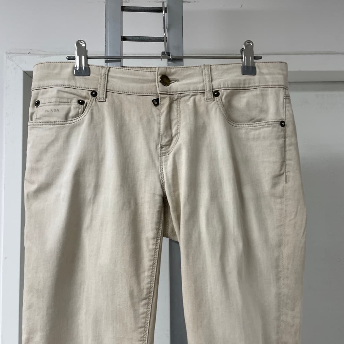 프라다 베이지 팬츠 27(W) 상품이미지2