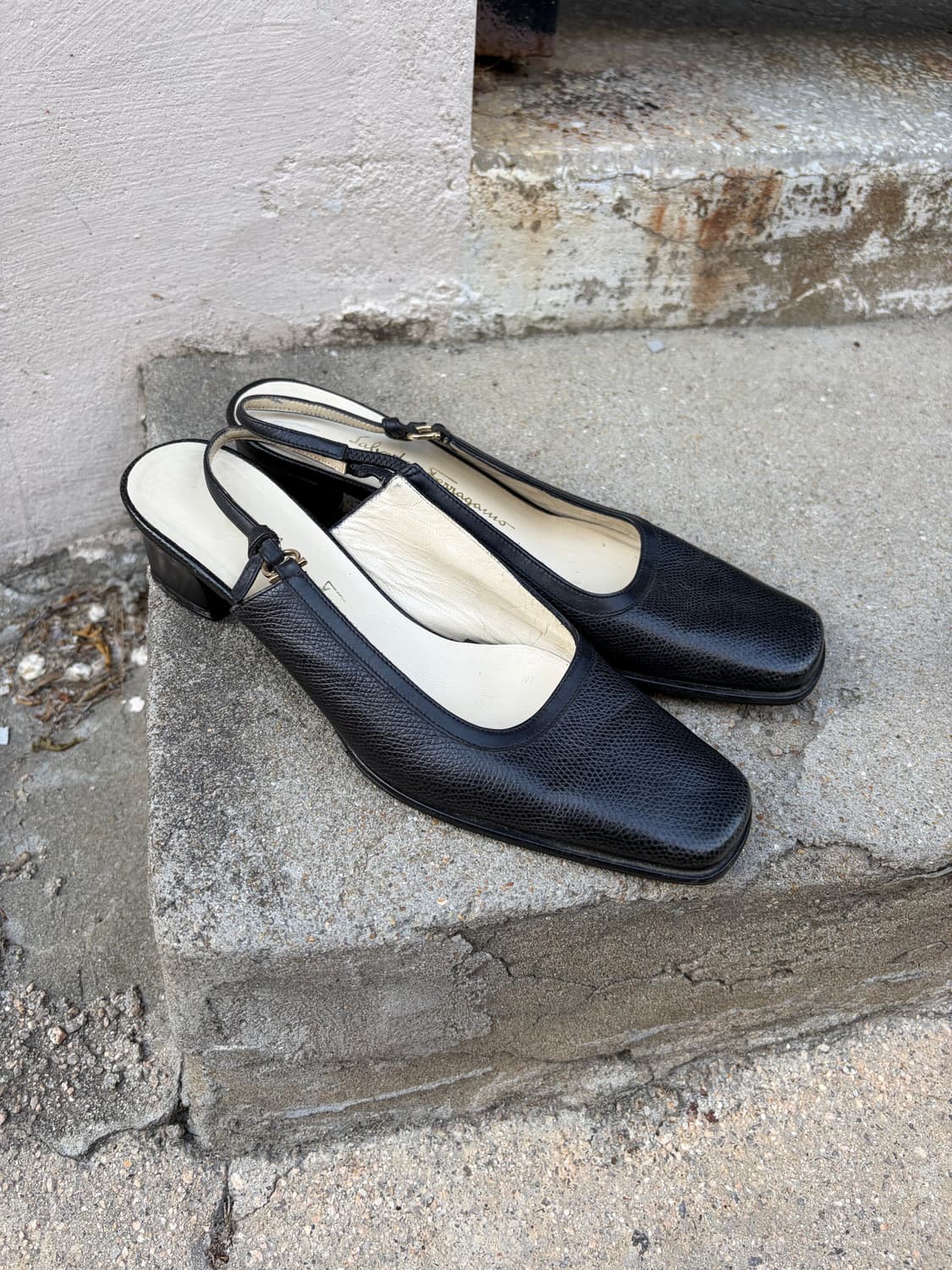 230) Salvatore Ferragamo 블랙 슬링백 힐 상품이미지1