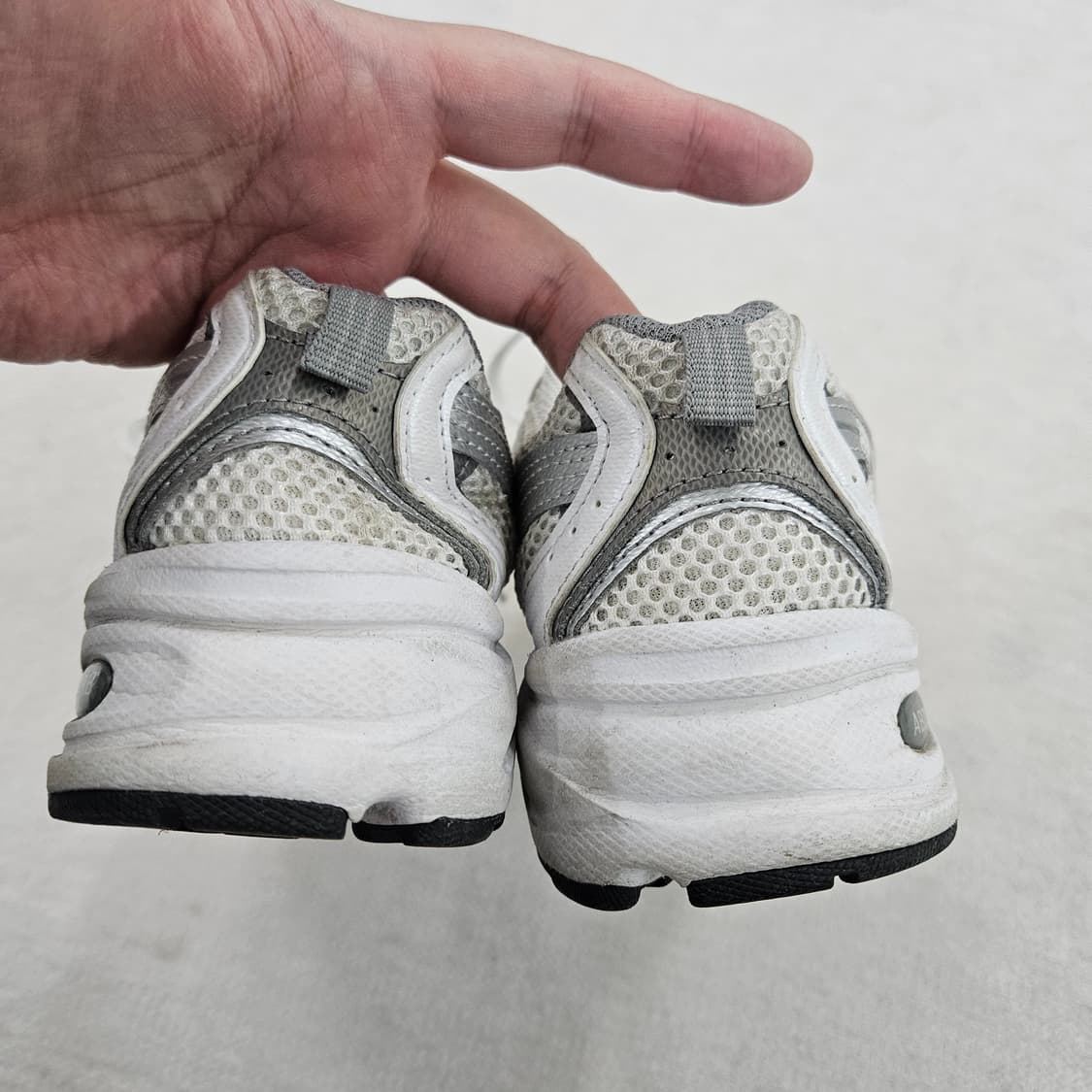 [220] 뉴발란스 530 화이트 실버 스니커즈 운동화 0116Y1 상품이미지2