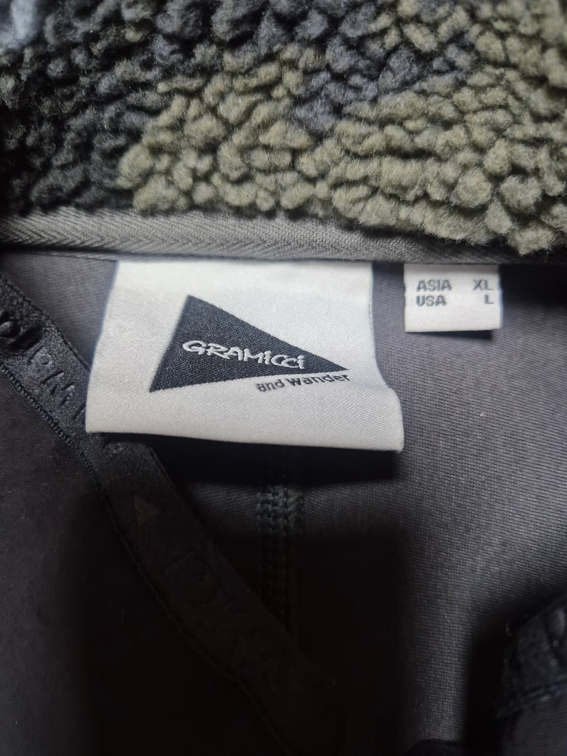 앤드원더 그라미치 카모 플리스 자켓 상품이미지2