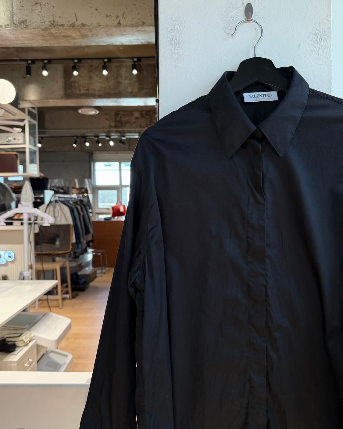 발렌티노 유니폼 블랙 코튼 셔츠  상품이미지4