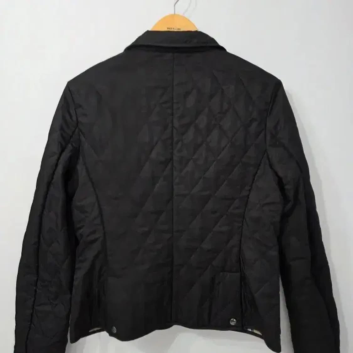 버버리 네오르 퀼팅 자켓 블랙 ~슬림66 상품이미지4