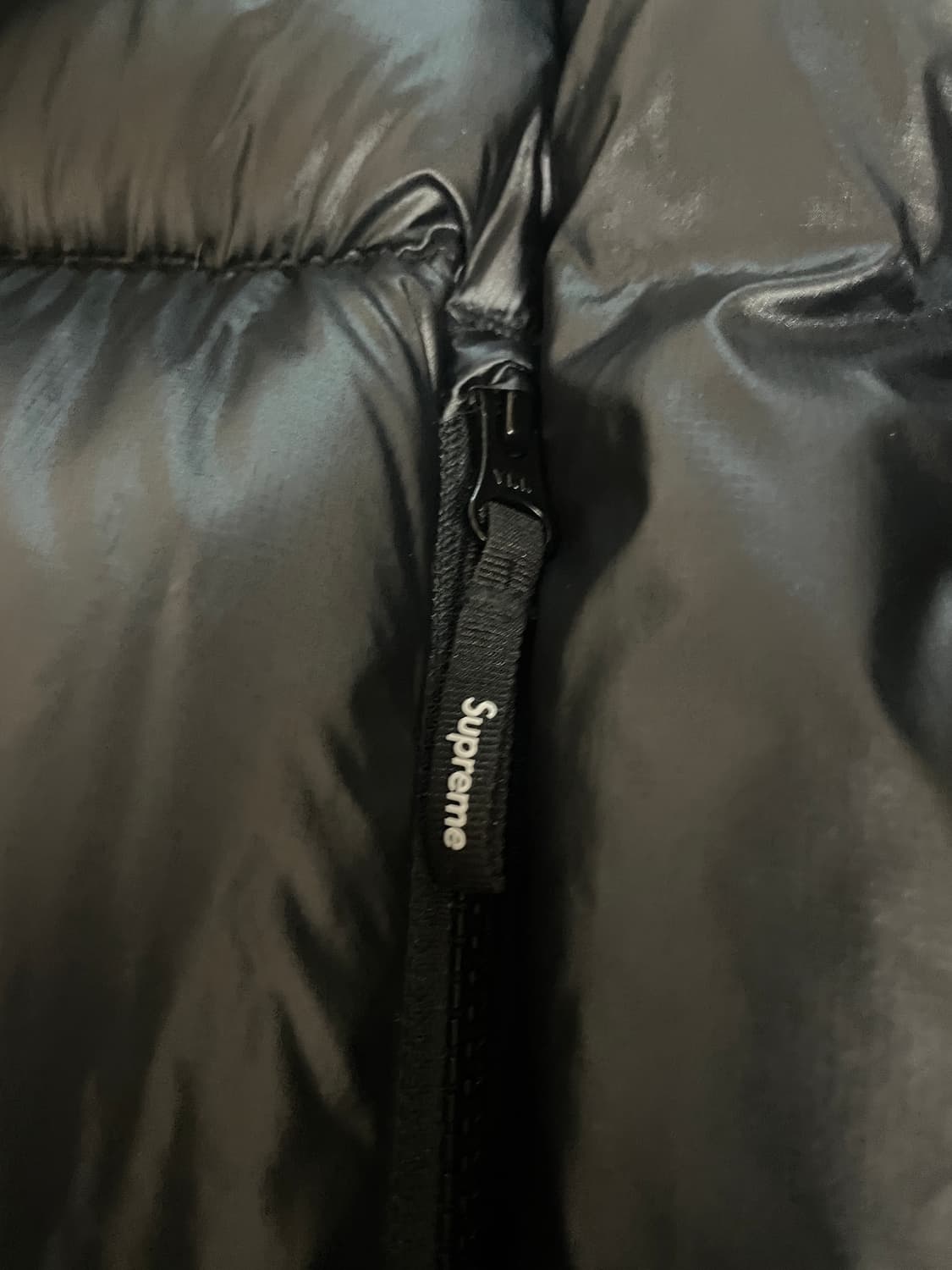 23fw 슈프림 페더웨이트 다운 퍼퍼 블랙 패딩M 상품이미지4