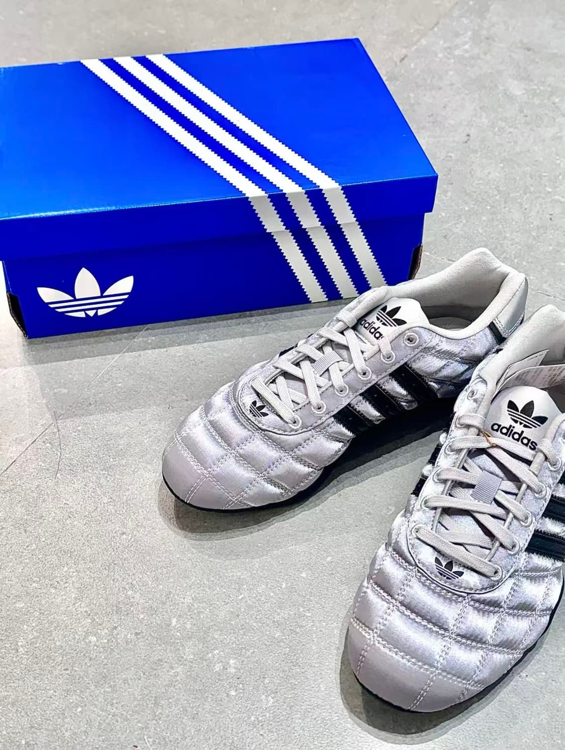 아디다스 오리지널스 아디레이서 로우 실버 메탈릭 코어 블랙 상품이미지4