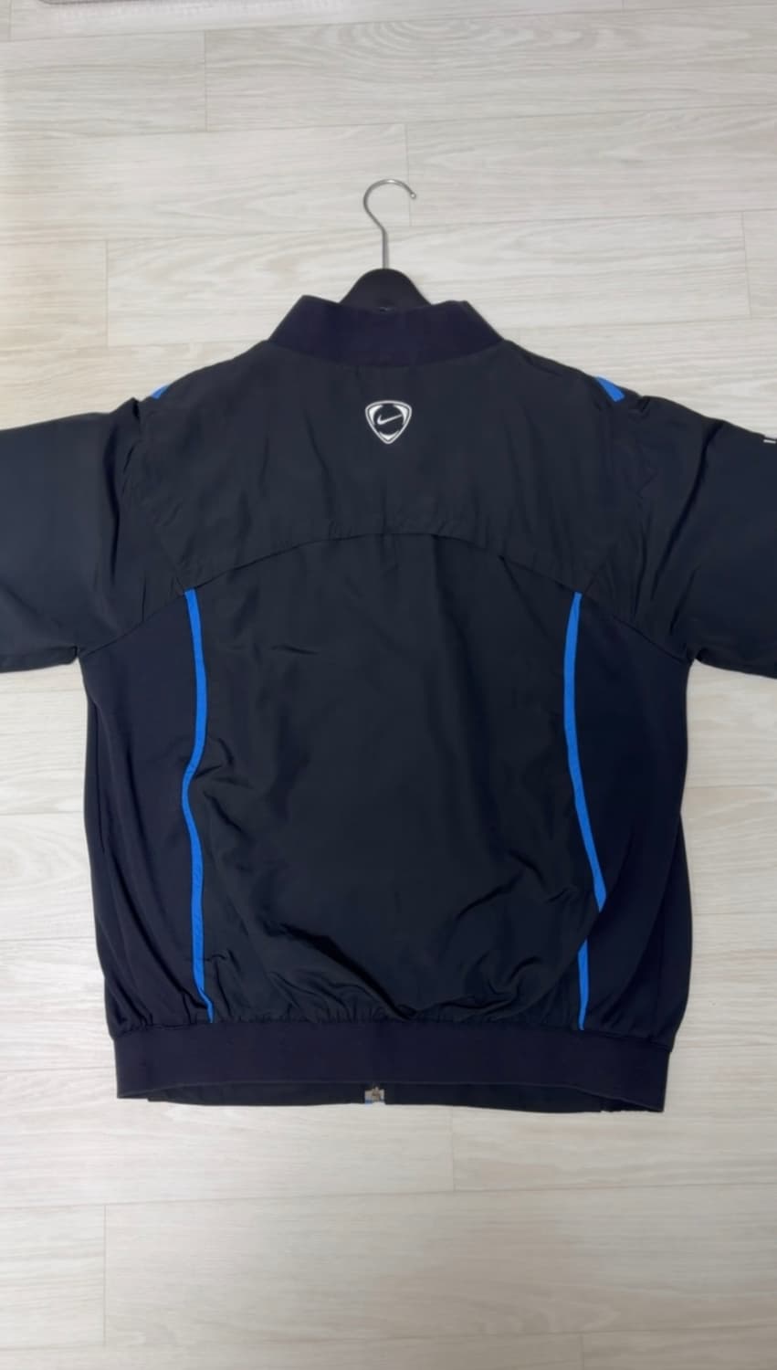 나이키 인테르 바람막이 상품이미지2