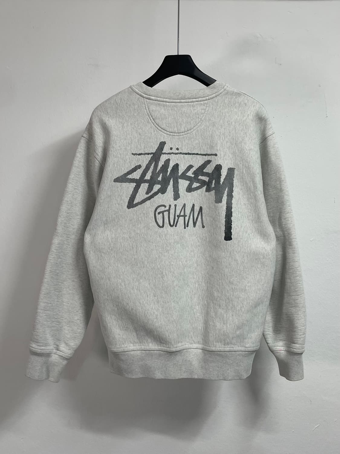 스투시 괌 챕터 한정판 헤비스웻 맨투맨 (on.522) 상품이미지1