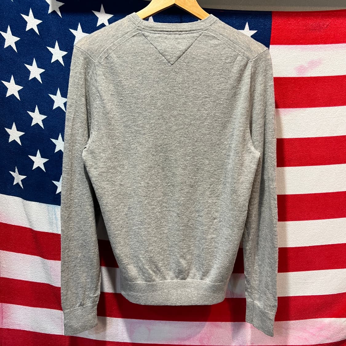 타미힐피거 브이넥 니트 상품이미지2