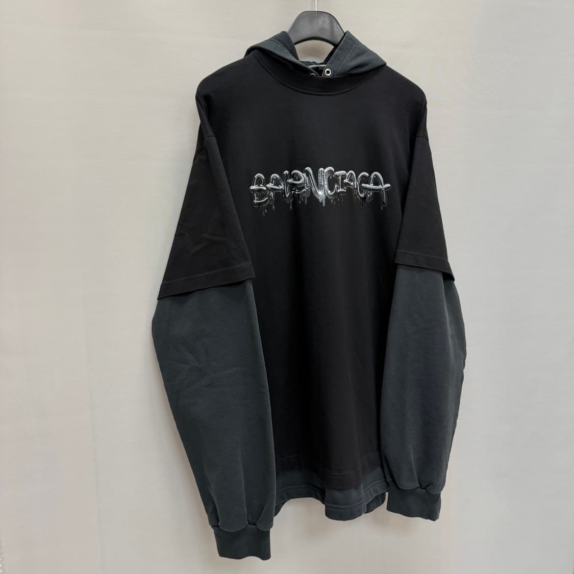 발렌시아가 슬라임 로고 더블 레이어드 슬리브 후드티 ( 110 ) 상품이미지2