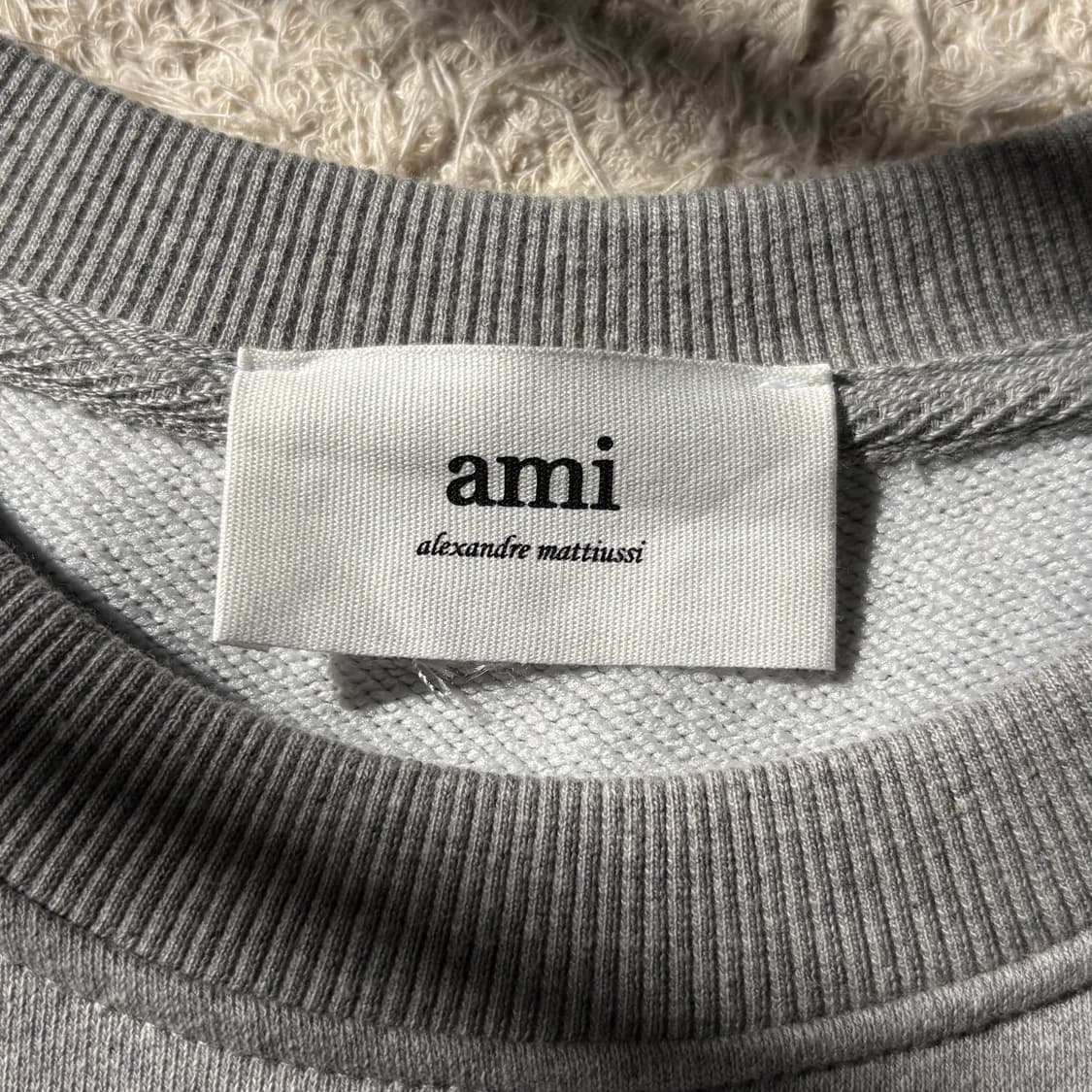 AMI 아미 스몰 하트 로고 크루넥 맨투맨 L 상품이미지6