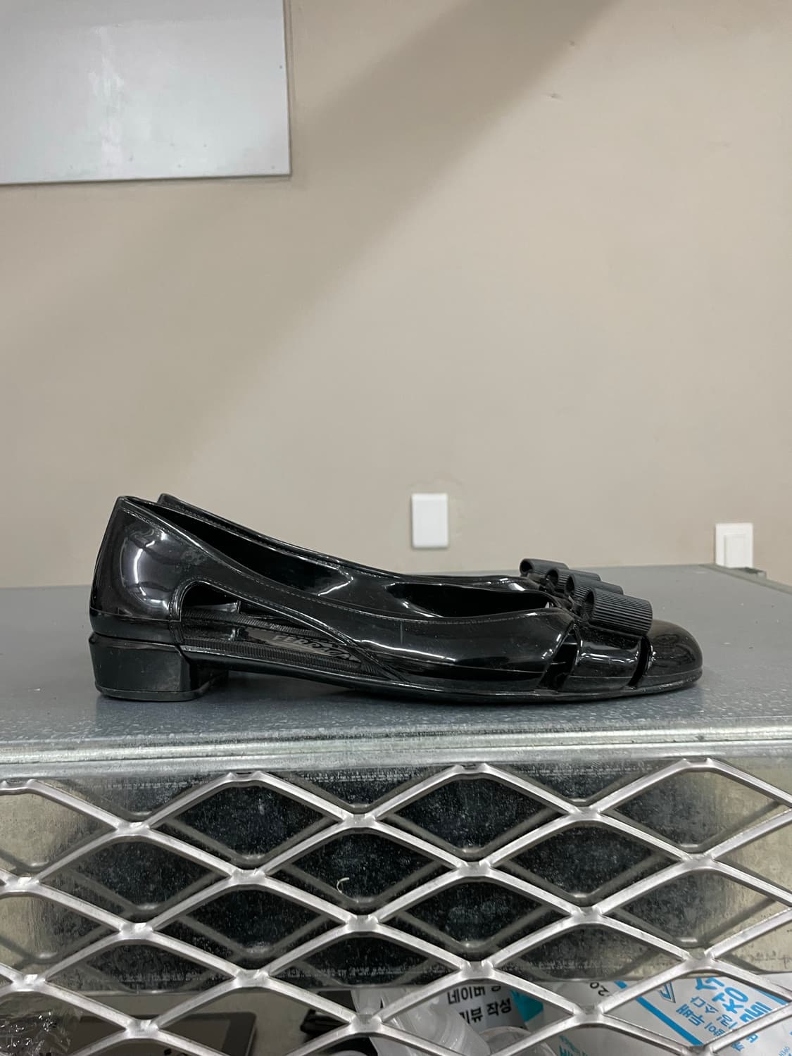 페라가모 바라 보우 젤리 플랫슈즈 UK6 (gr-3997) 상품이미지4