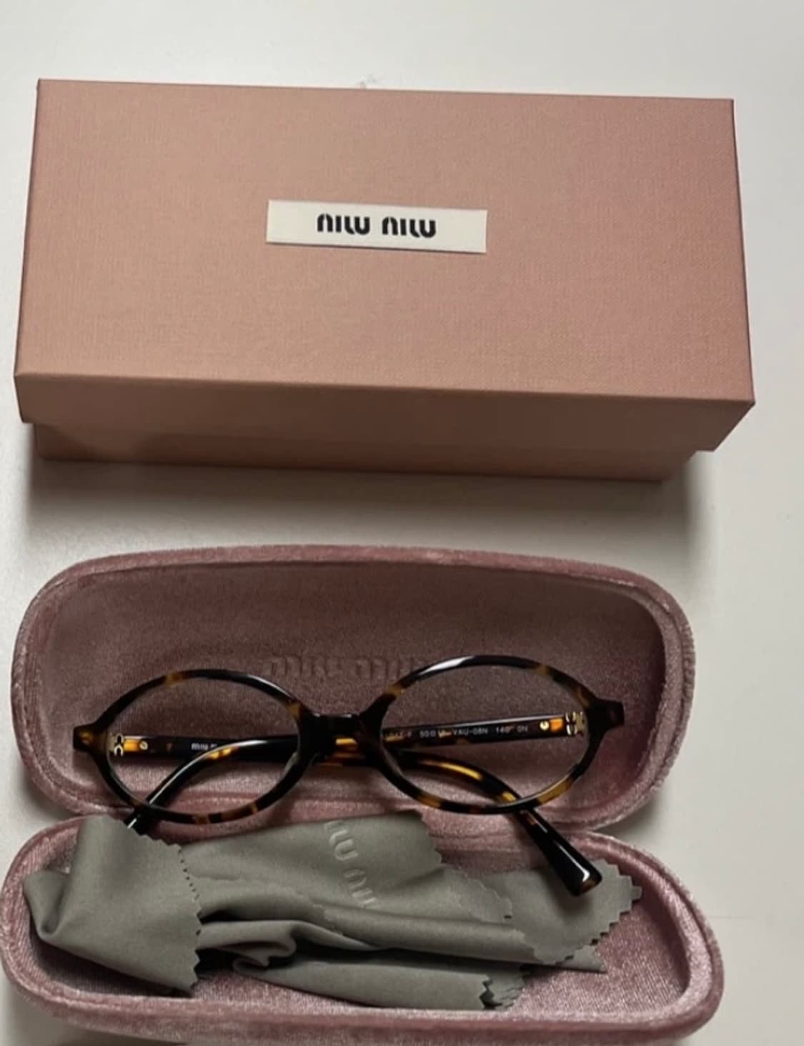 MIUMIU 리가드 안경 상품이미지1