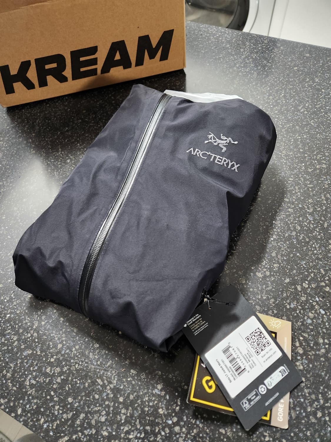 아크테릭스 베타LT M 크림검수 새제품 상품이미지4