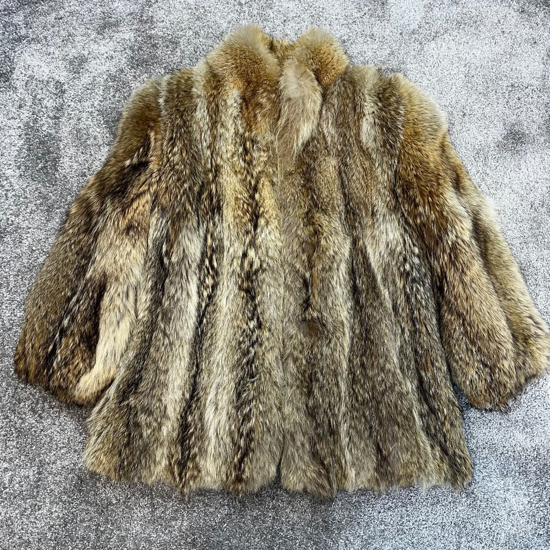 브라운 믹스컬러 사가폭스 퍼자켓L 상품이미지2