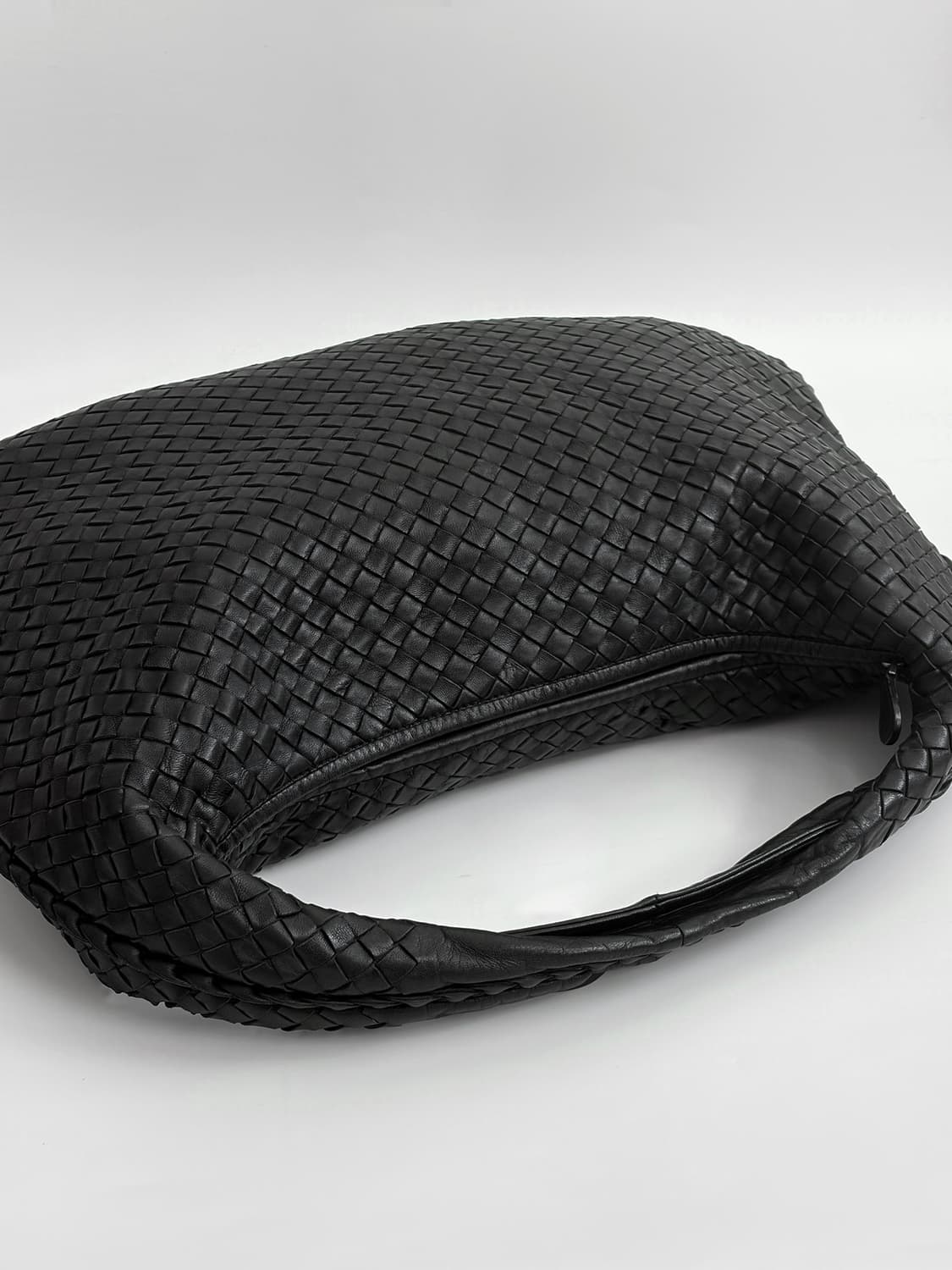 보테가베네타 인트레치아토 호보백 라지 판매합니다. 상품이미지4