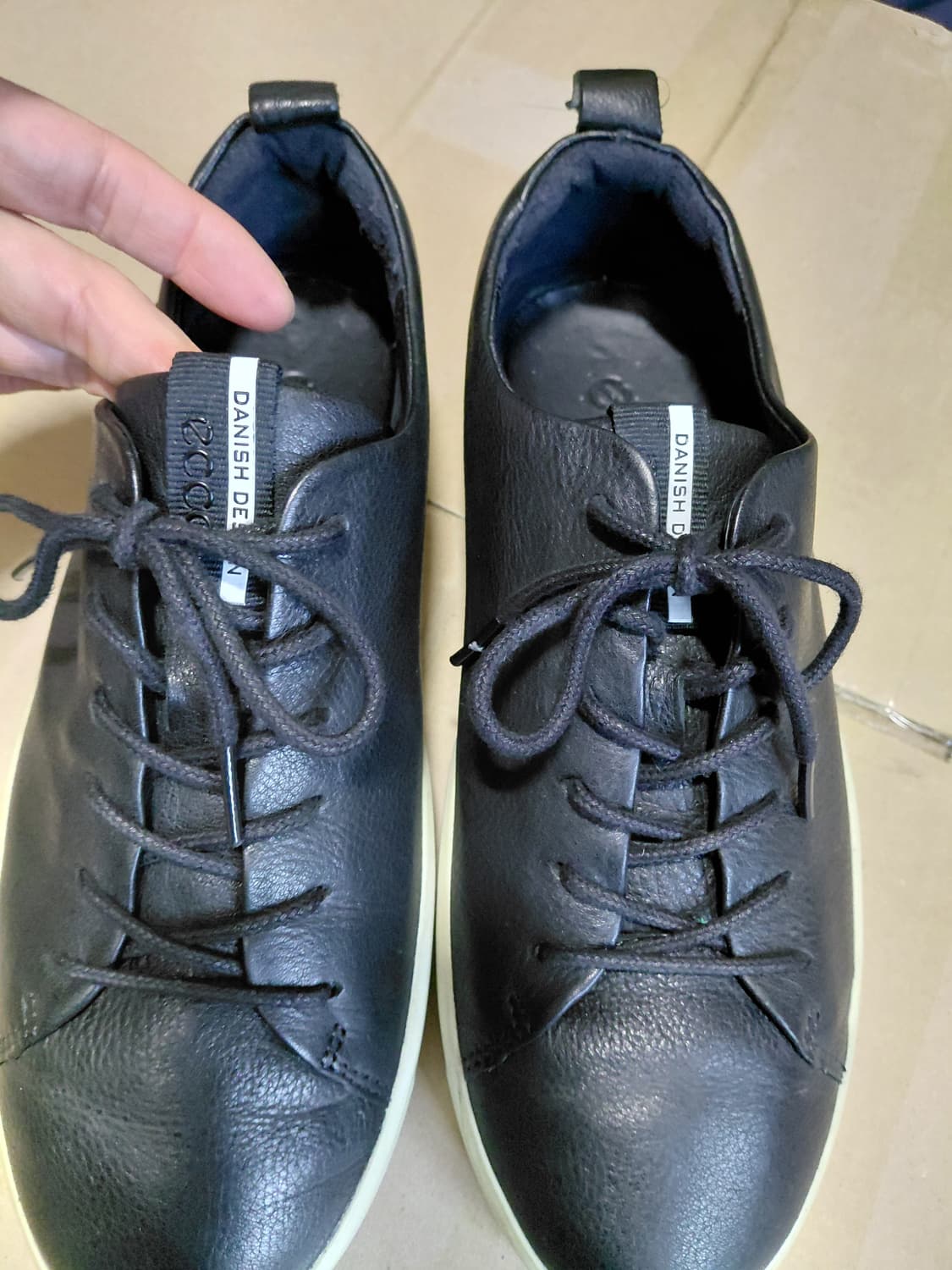 [에코]소프트8 블랙 스니커즈 유럽40(255~260)사이즈 상품이미지7