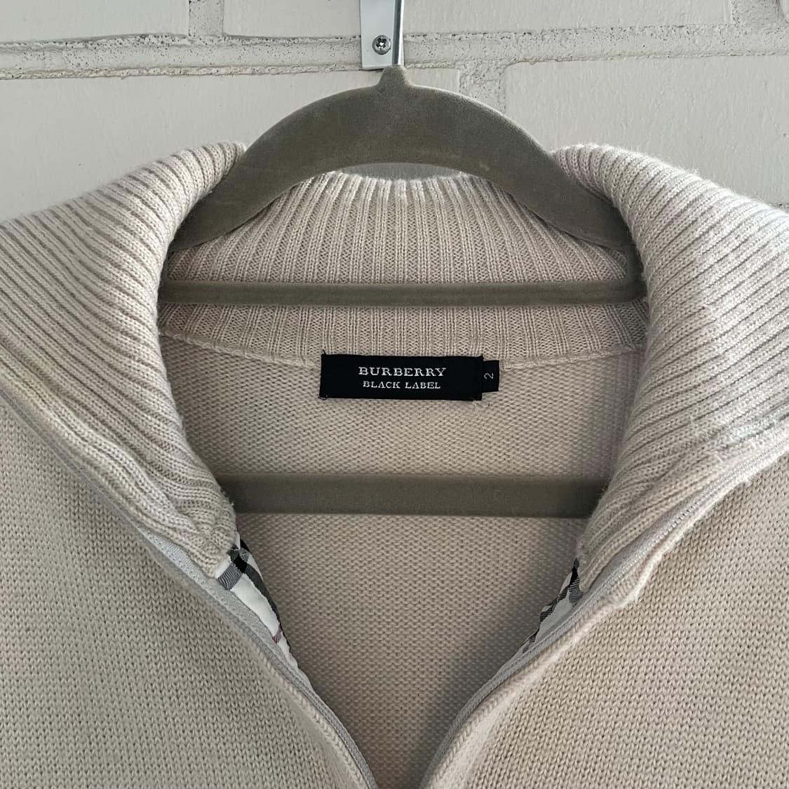 버버리 아이보리 베이지 니트 집업 상품이미지2