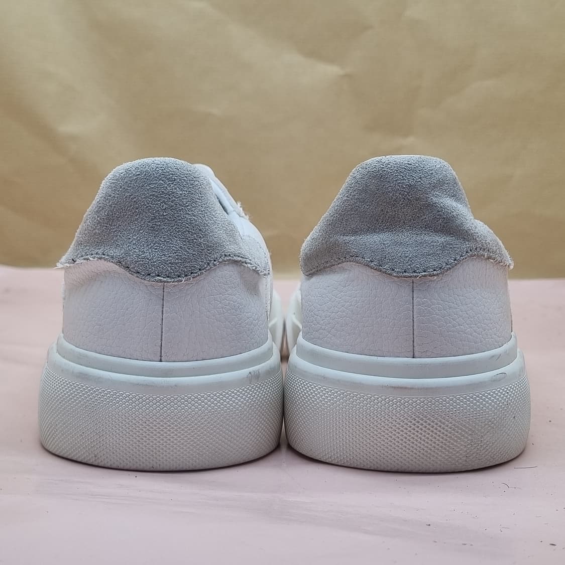 h&m 남성스니커즈 260 상품이미지4