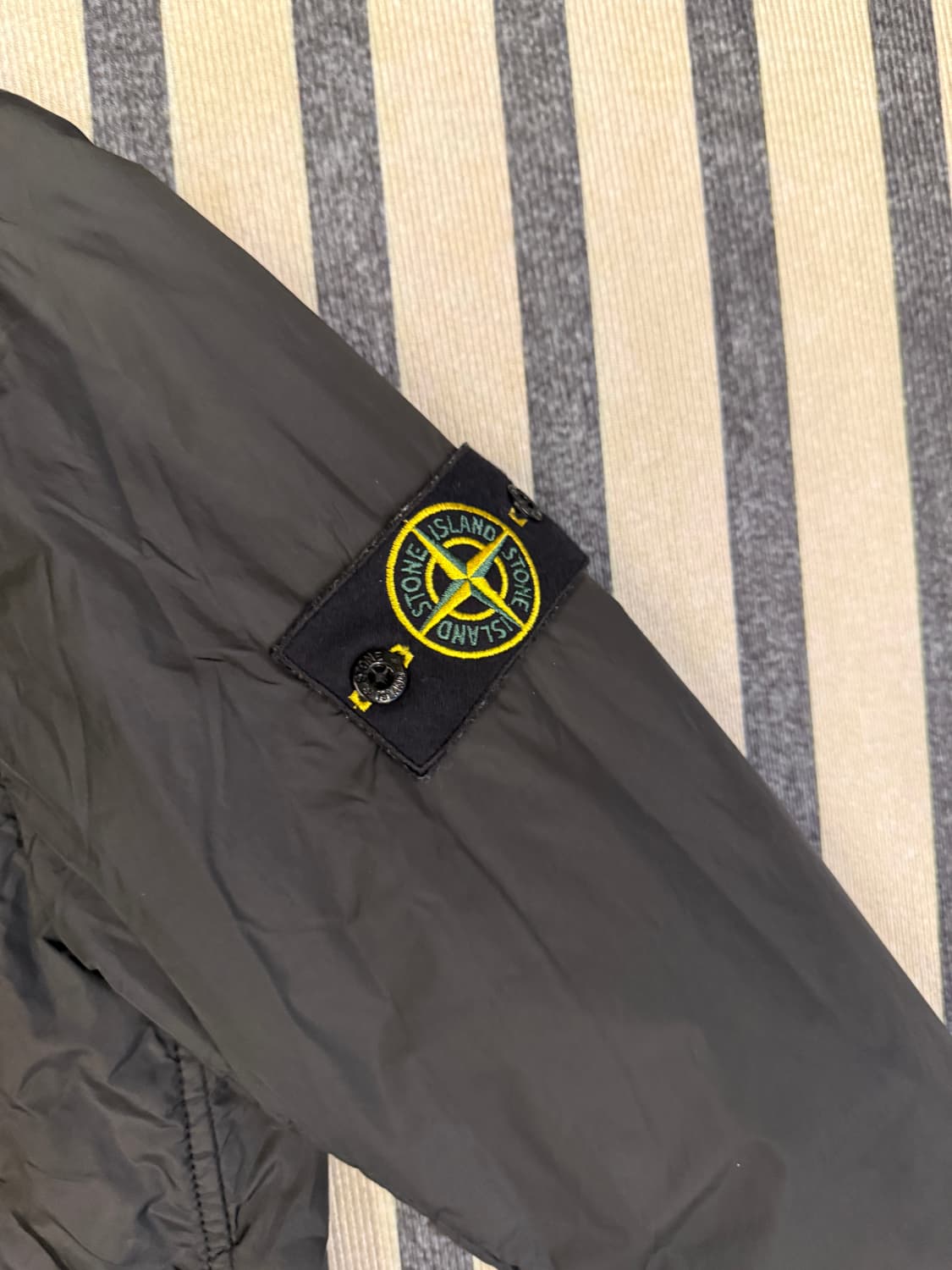 스톤아일랜드 크링클랩스 자켓 상품이미지3