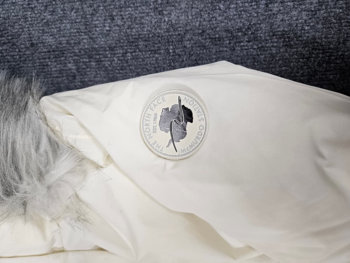 노스페이스 맥머도 리부트 다운 코트 패딩(급처) 상품이미지3