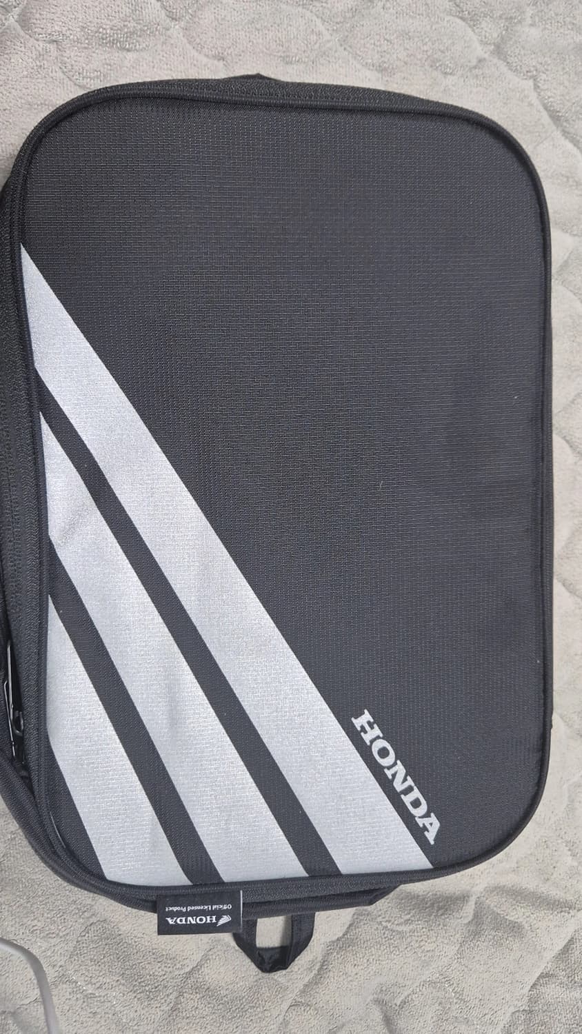 혼다 Wing Logo Travel Pouch M Black 상품이미지2