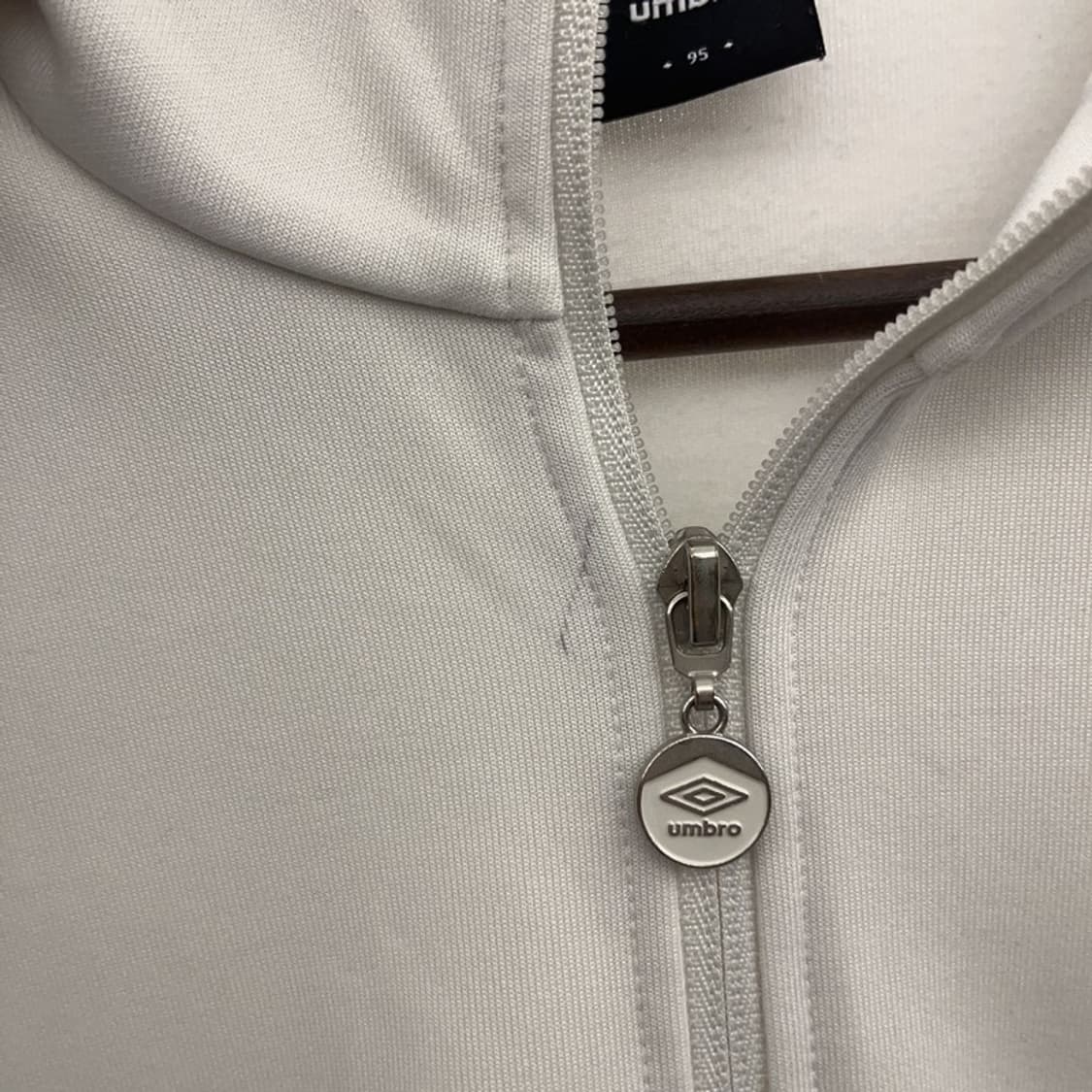 엄브로 유니크 사이드라인 화이트 트랙탑 져지 집업 95 C07307 상품이미지8