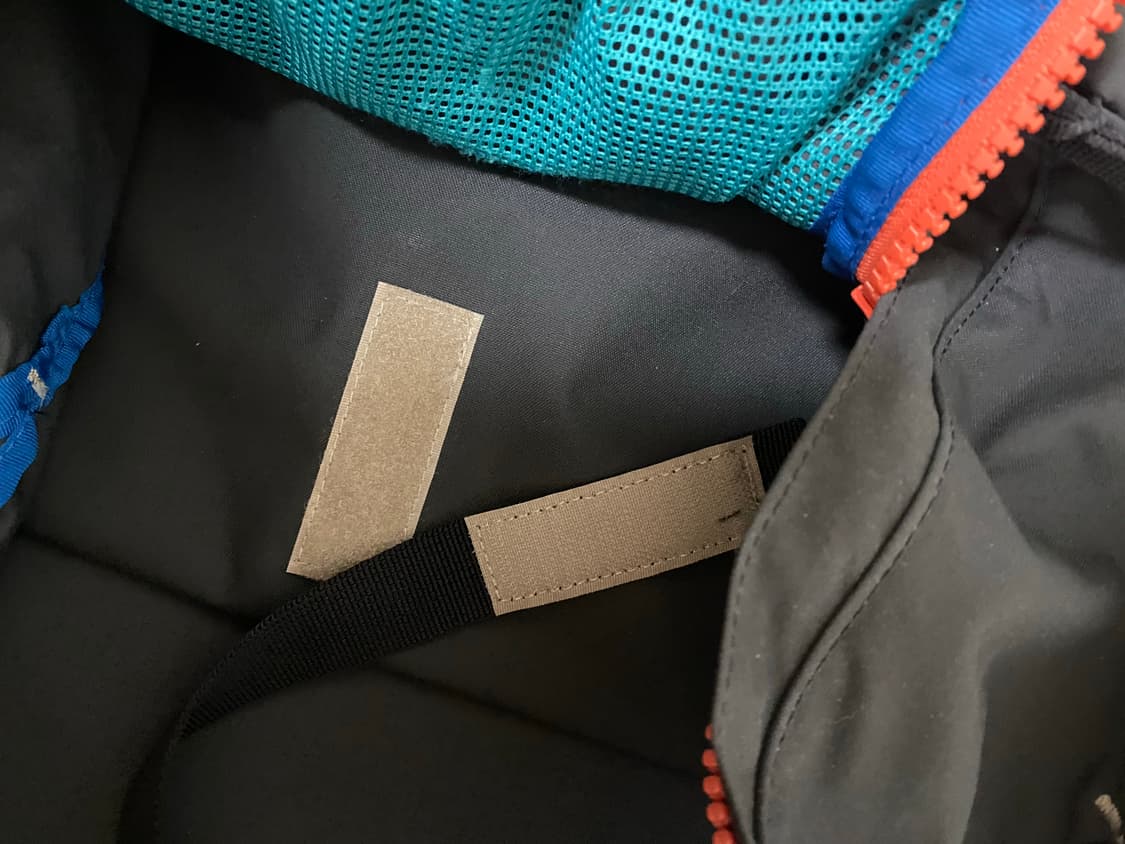 프루아 430 백팩 블랙 팝니다 상품이미지3