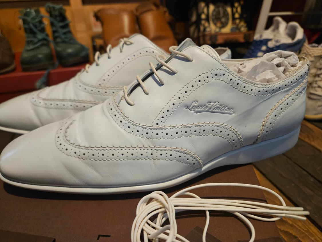 루이비통 LV 남성 화이트 가죽 슈즈 / 클래식 레어 / 정품 풀구성
 상품이미지3