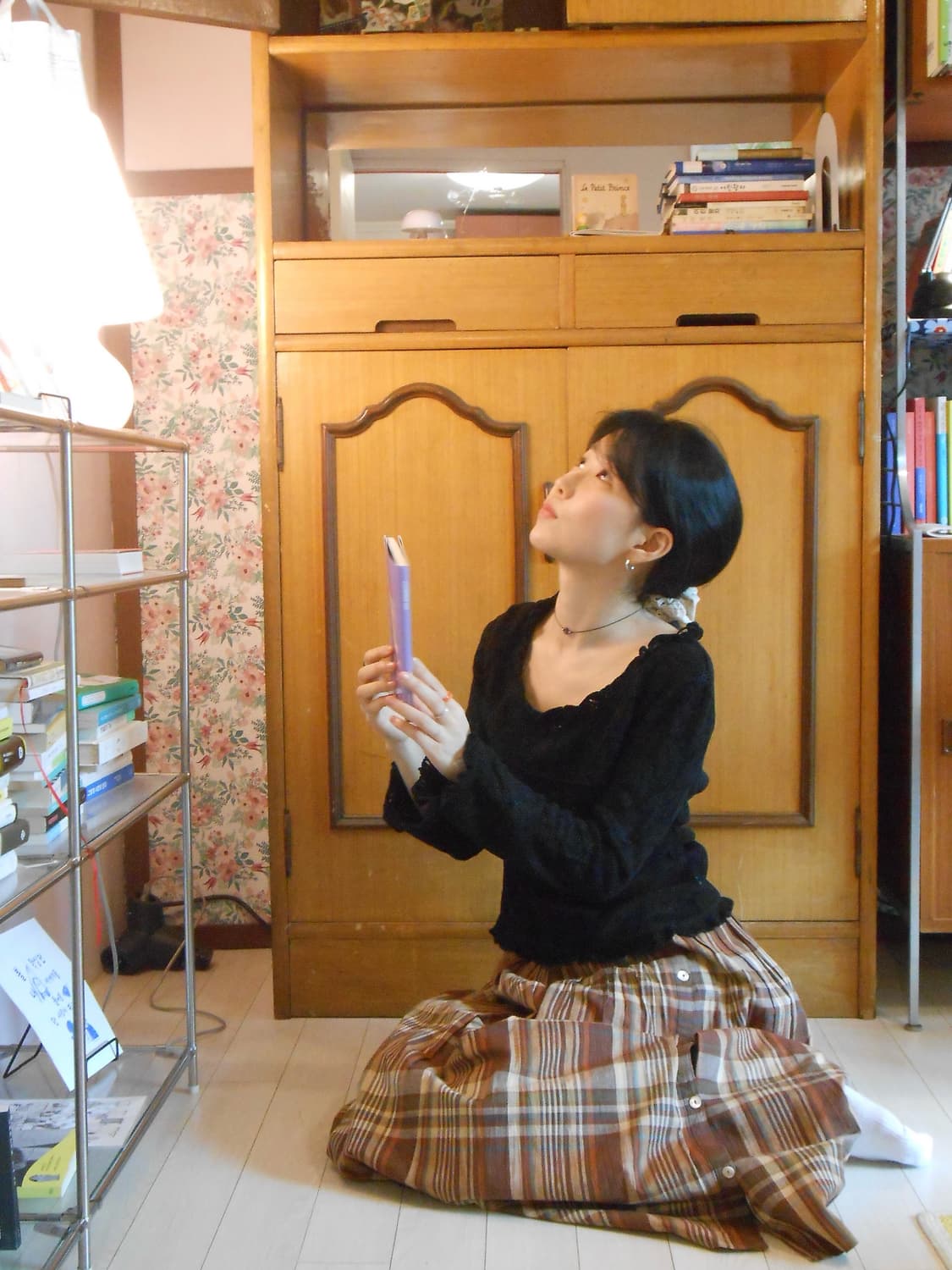 블랙 리프 러플 니트 상품이미지3