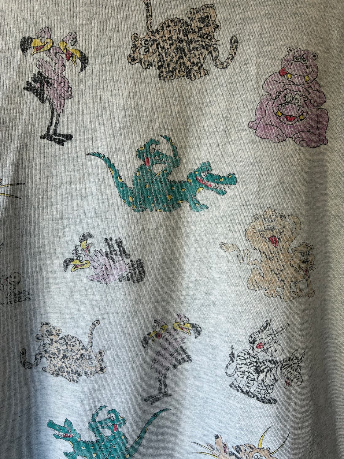 90s FRUIT OF THE LOOM Animal Graphic Tee 상품이미지10