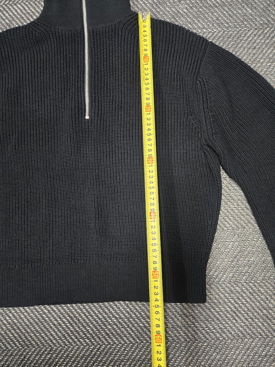 코스 COS 반집업 니트 블랙 모63% 니트티 상품이미지7