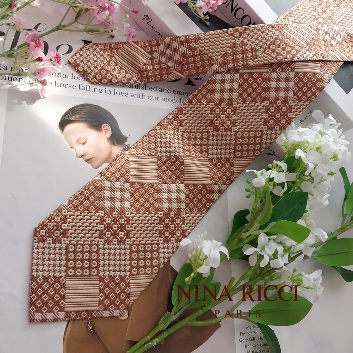 니나리치 실크 브라운 패턴 넥타이 9.6cm A+등급 K2406
 상품이미지2