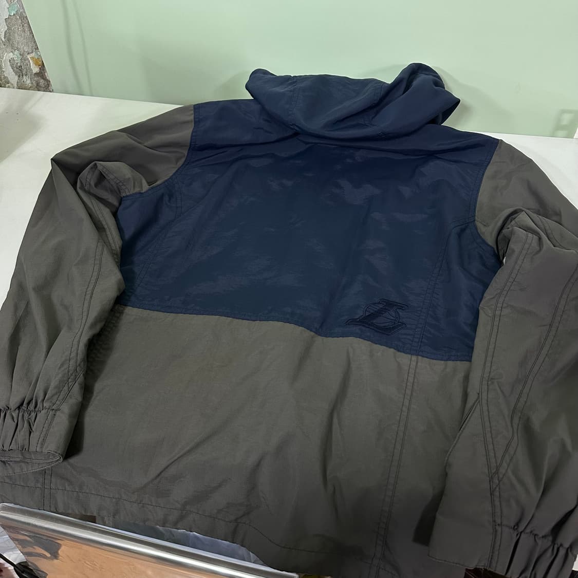 95 NBA 네이비그레이 배색 LA레이커스 나일론 후디 바람막이 상품이미지7