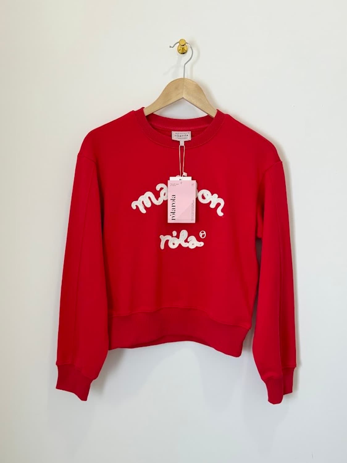 로라로라 레터링 맨투맨 레드 상품이미지1