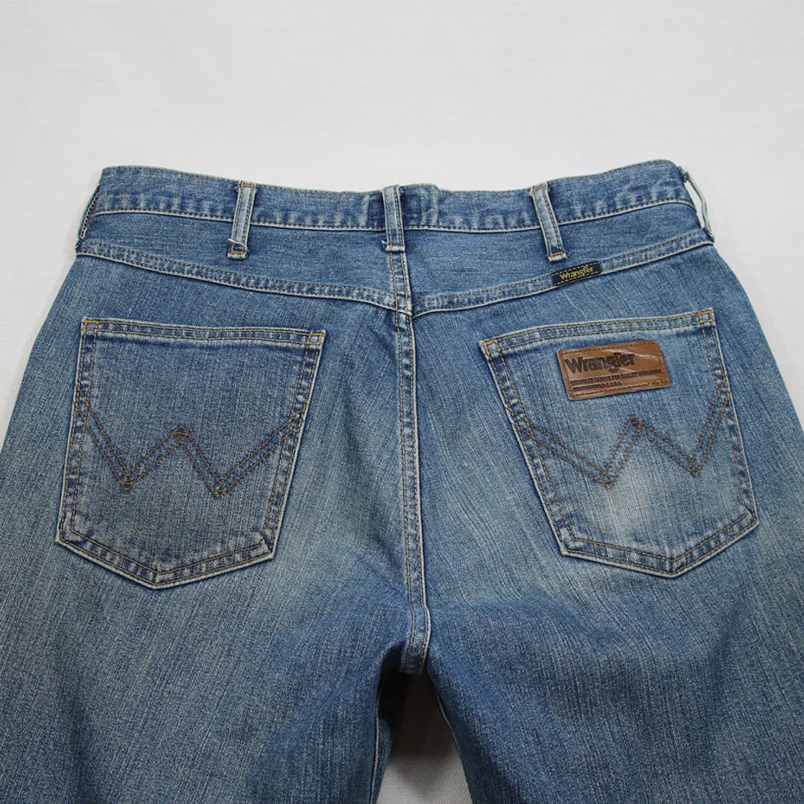 (착용컷) Wrangler 데님 팬츠 (남성용 33.5) 상품이미지9