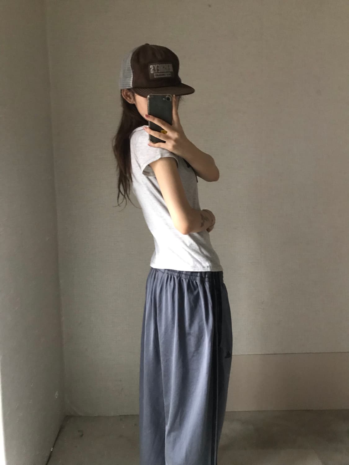 아베크롬비 그레이 슬림핏 반팔티셔츠 상품이미지5