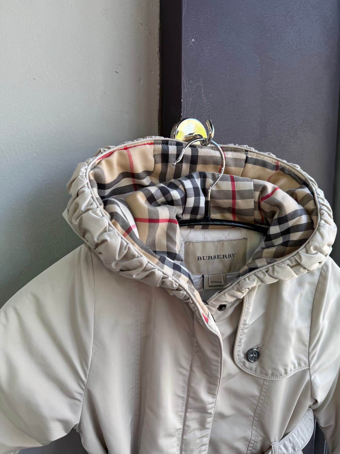 4Y/ 버버리 칠드런 경량 패딩 트렌치코트 상품이미지3