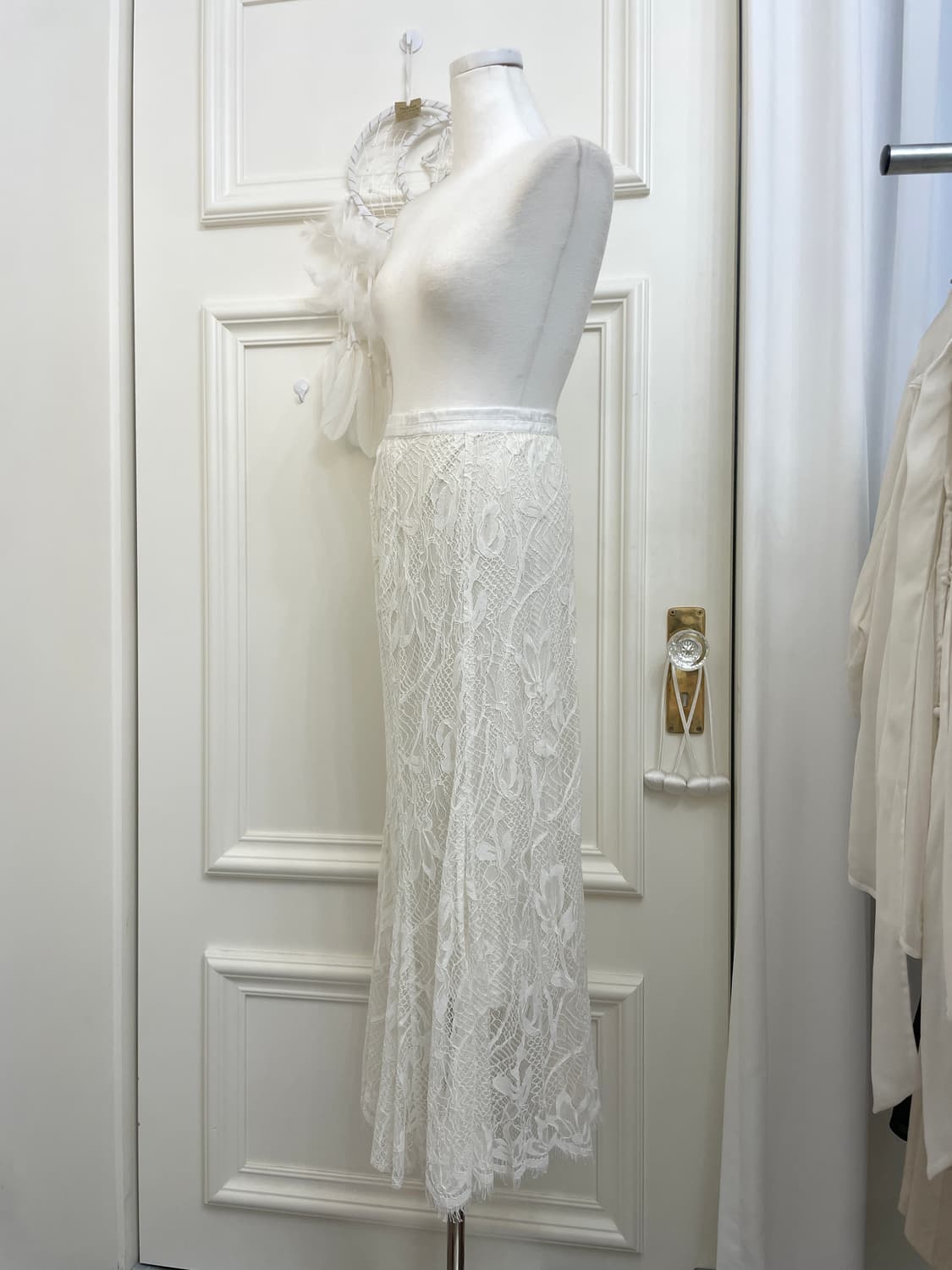 ivory lace mermaid line long skirt 상품이미지2