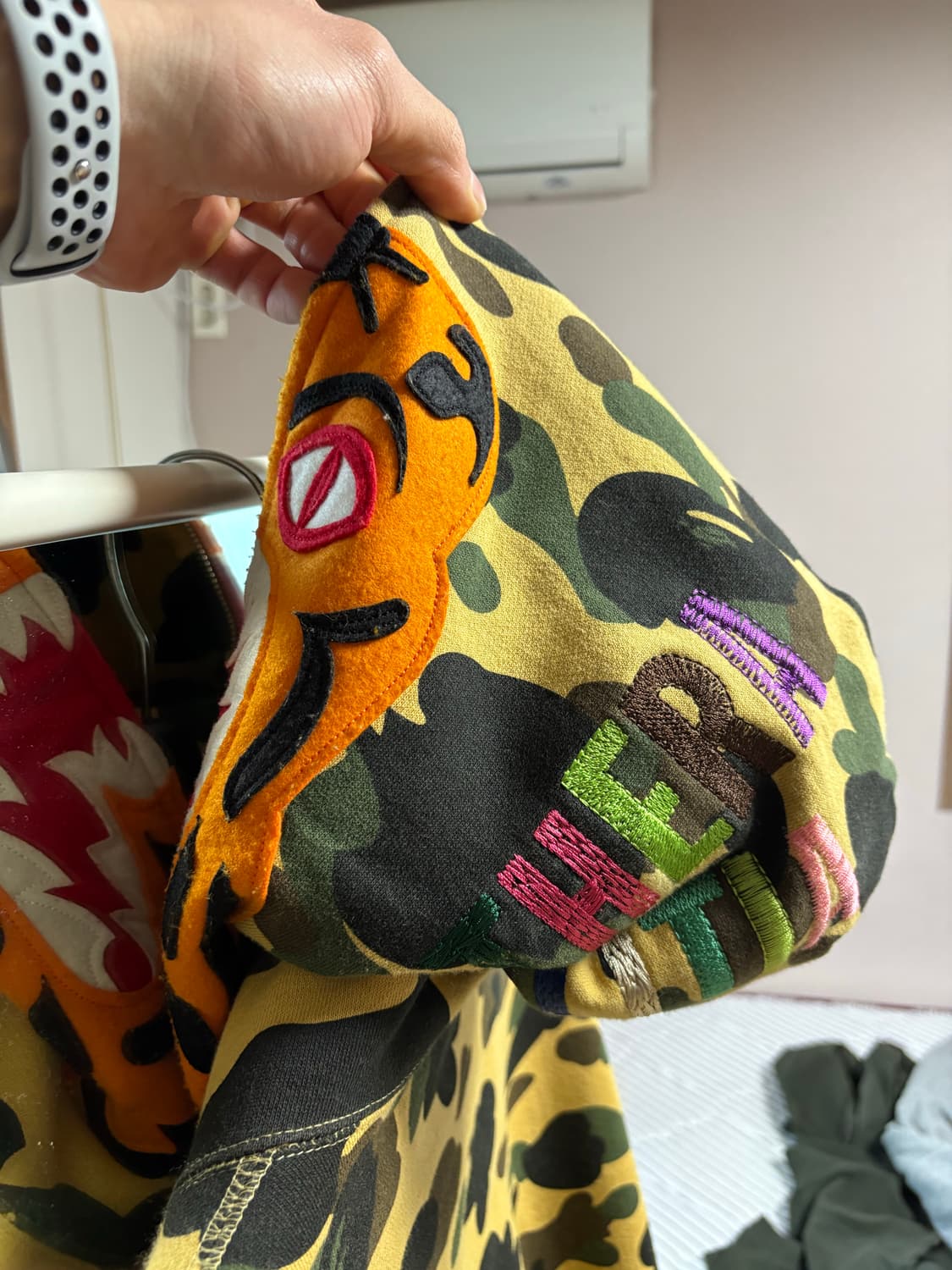 [XL] 베이프 옐로우 카모 타이거 풀 집업 후디 상품이미지5