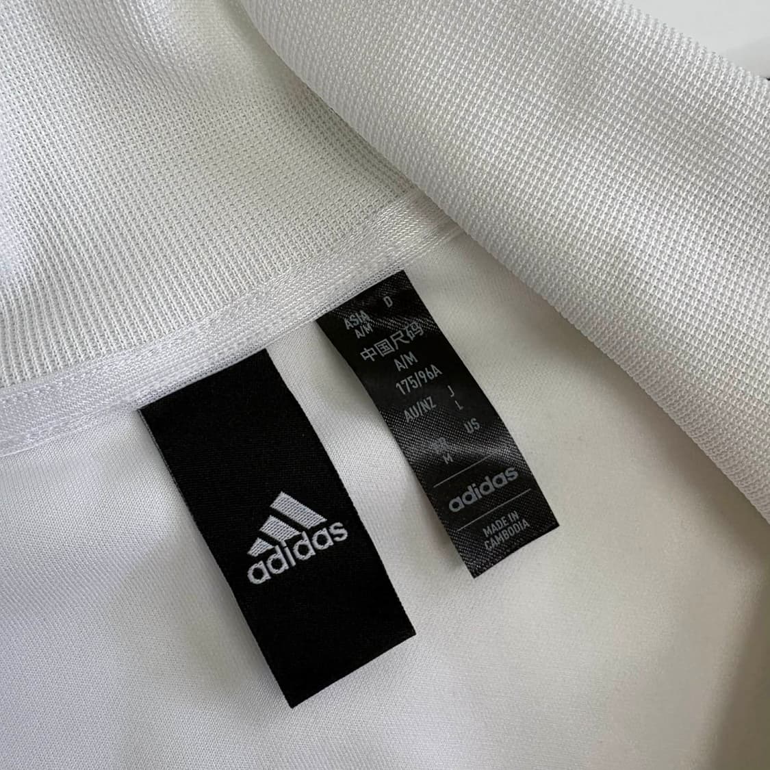 아디다스 화이트 3tripes 핀터깔 트랙탑 희귀져지(M) 상품이미지4