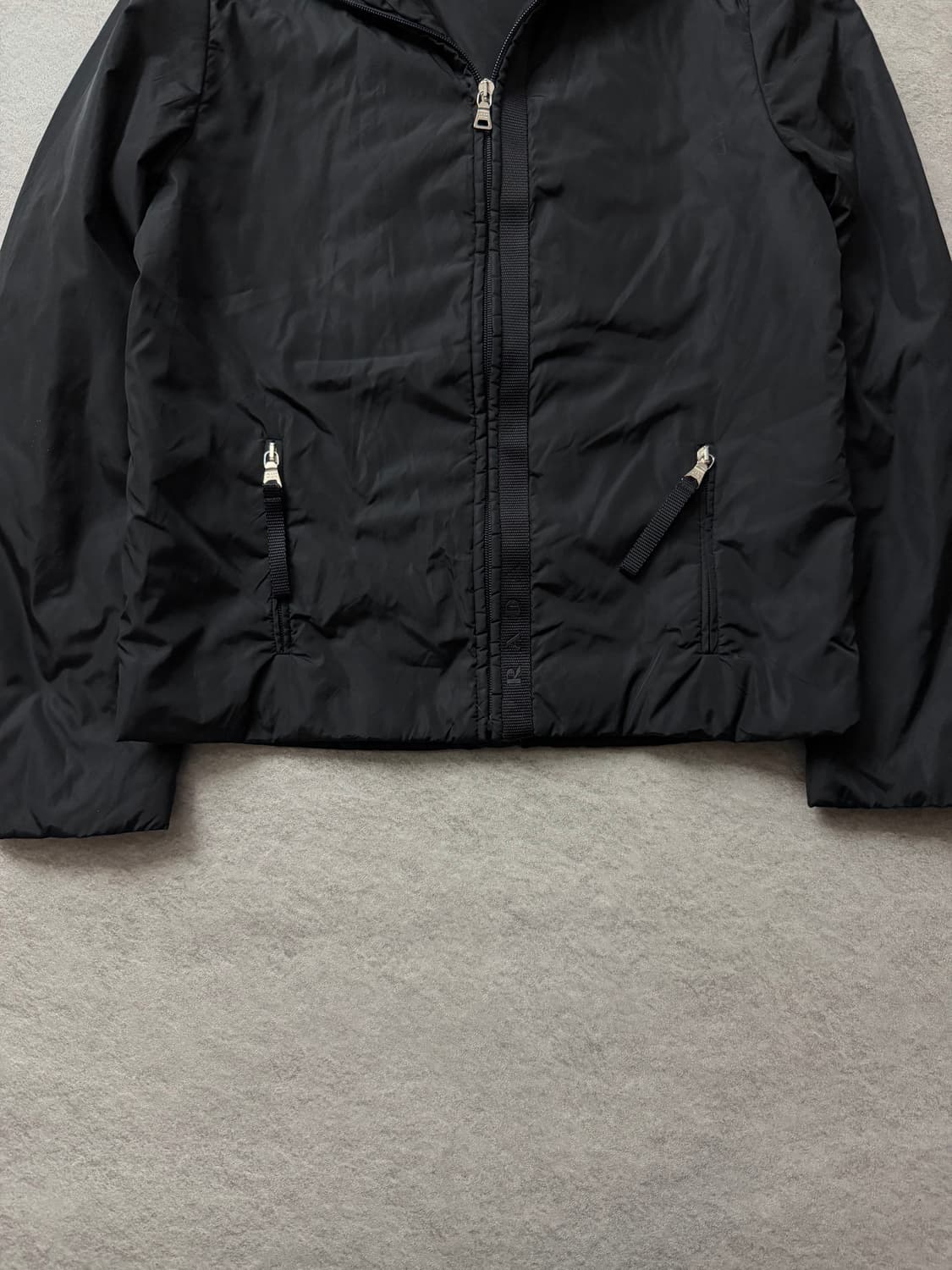 프라다 나일론 후드점퍼 상품이미지5