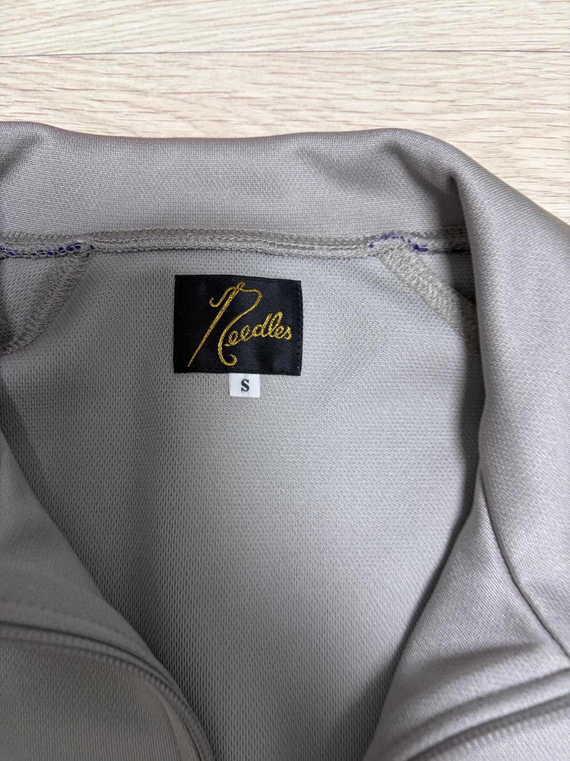 니들스 트랙 자켓 s 상품이미지2