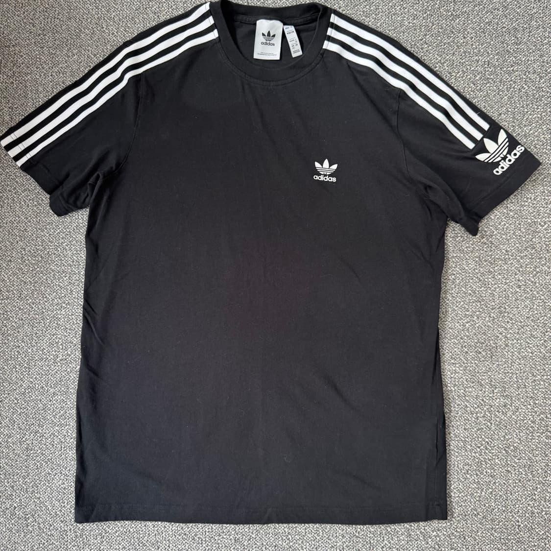 아디다스 반팔 상품이미지1