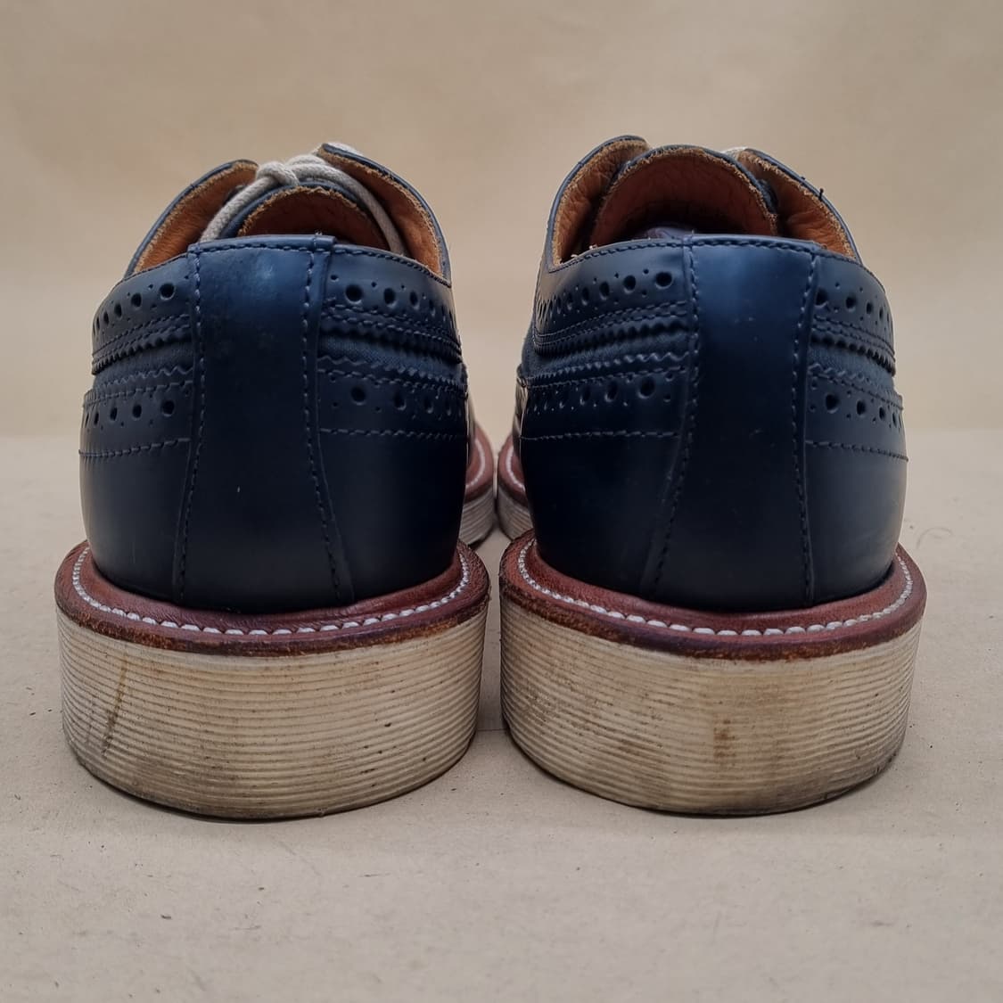 닥터마틴 알프레드 윙팁로퍼 270 상품이미지2