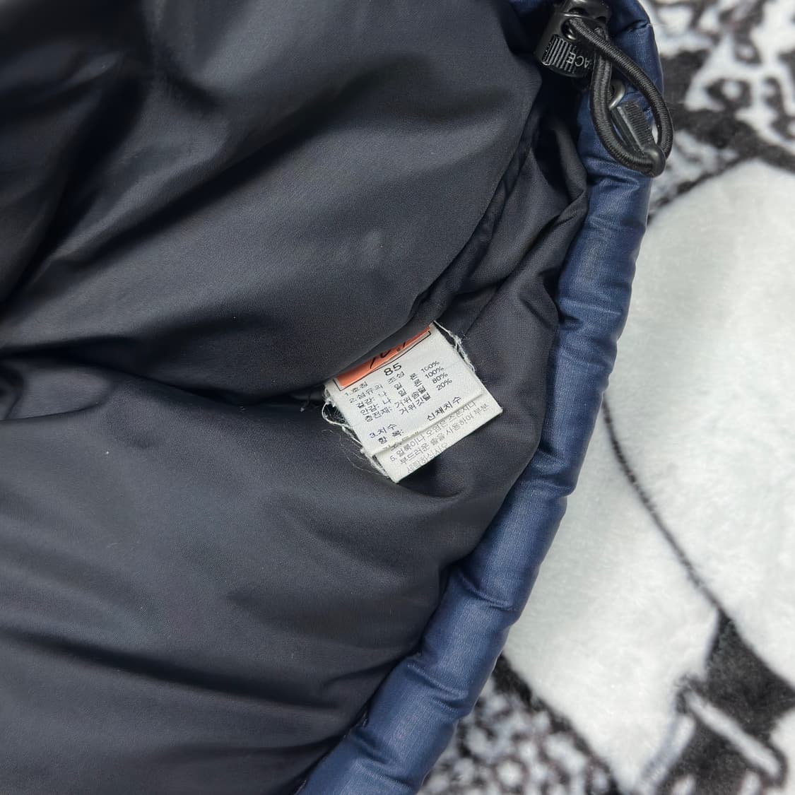 노스페이스 곤색 700 구형 눕시다운패딩 상품이미지4