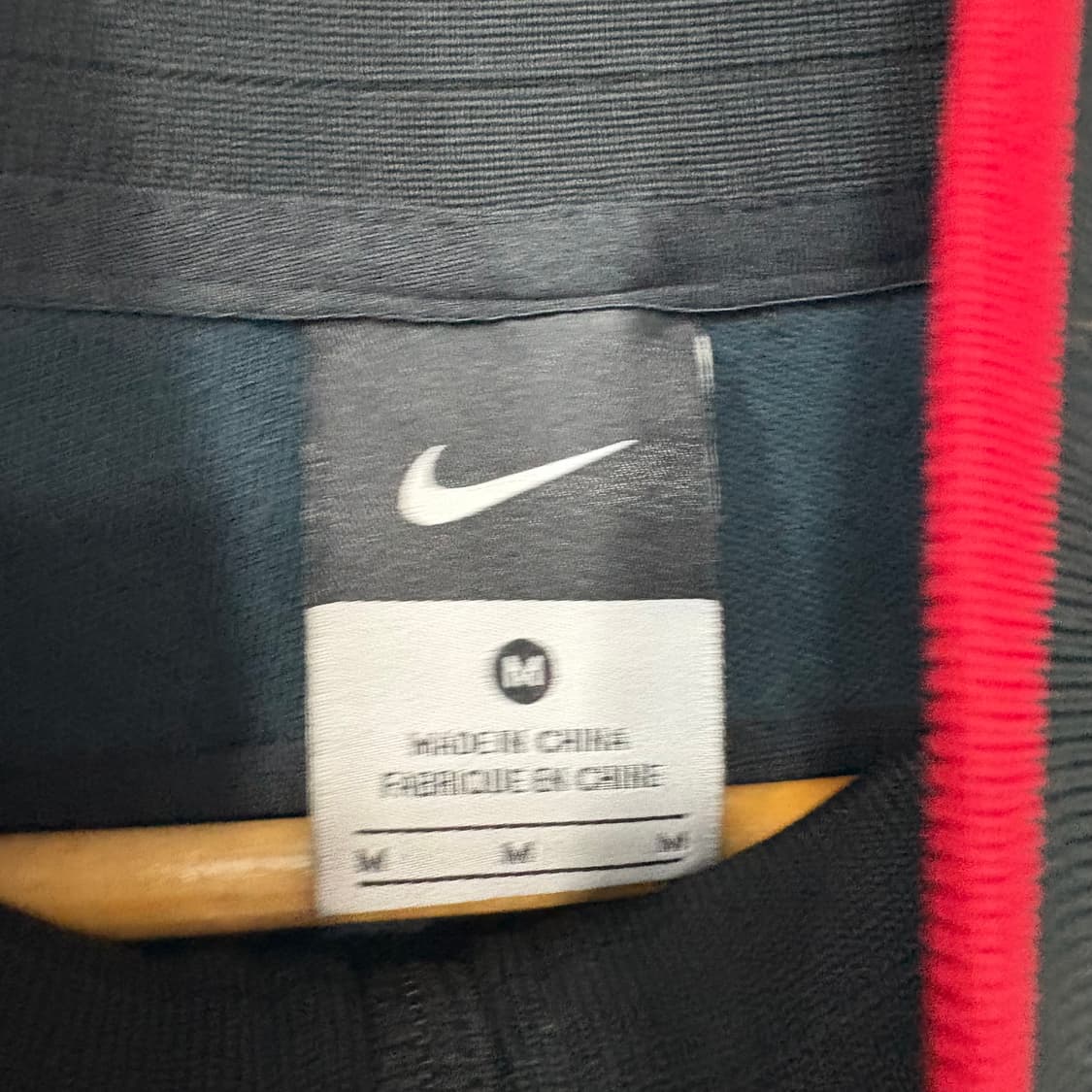 나이키 맨체스터 유나이티드 올드스쿨 트랙탑 상품이미지3